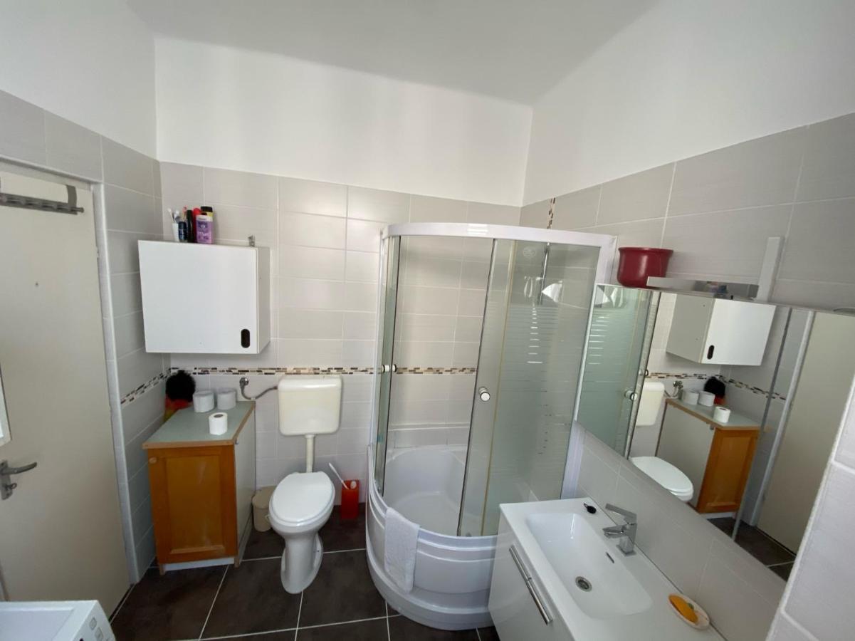 Balazs Apartman Эгер Экстерьер фото